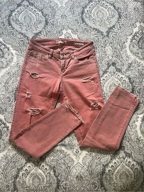 024 Guess Rose Pink Distressed Skinny Jeans